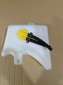 Expansion Bottle overflow Tank For Holden Commodore Statesman VN2 VR VS VG WH V8 - Picture 1 of 4