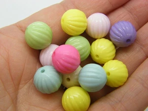 80 Corrugated round beads random mixed acrylic AB797 - Picture 1 of 1