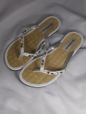 airwalk flip flops canada