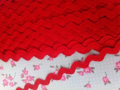 Ric Rac Braid Trim 8mm Red - By The Meter - Image 1 of 2