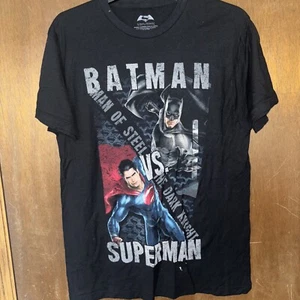Camiseta grande DC Comics Batman Vs Superman Man Steel V Dark Knight - Imagen 1 de 4