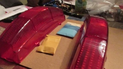 NOS 1969 1970 FORD COUNTRY SQUIRE RANCH WAGON TAIL LIGHT TAILLIGHT LENS SET PAIR - Image 1 of 4