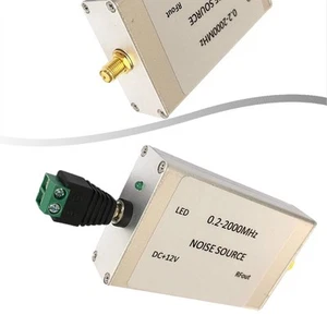 S21 Parameter Measurement Capable RF Noise Signal Generator Compact Size - Photo 1/9