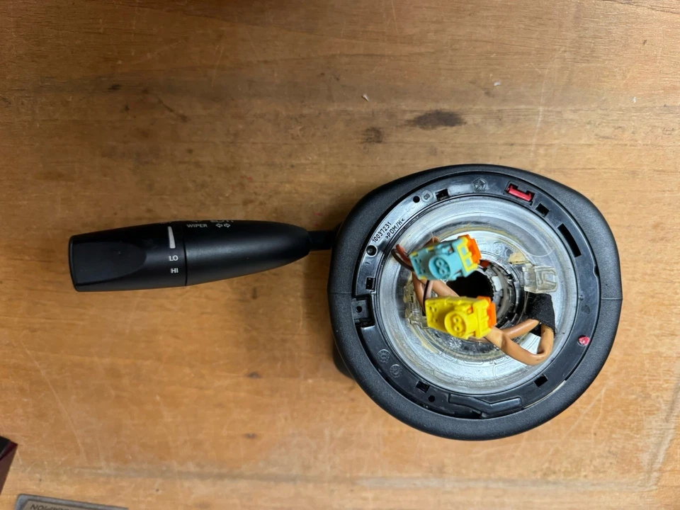 Dodge Charger Chrysler 300 2012-2014 columna de dirección interruptor de señal de giro OEM Foto 1 de 4