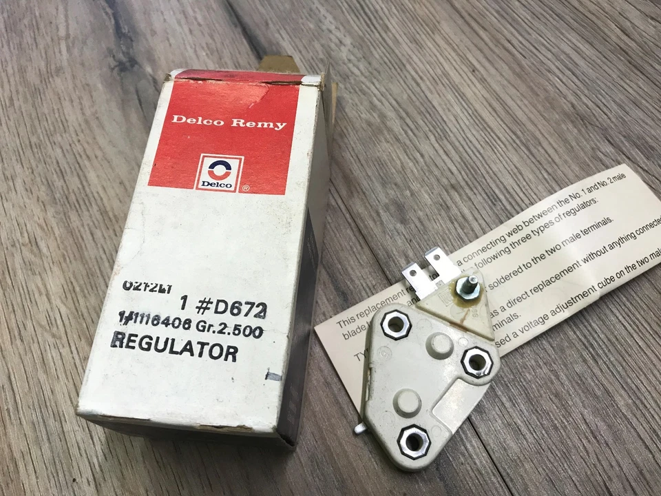 Cadillac Sevilla 1994 nos GM A/C Delco regulador de voltaje del alternador 1116406 Foto 1 de 1