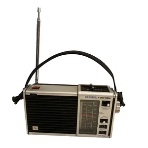 Vintage Toshiba Solid State Radio IC-700 FM/SW/MW 3 Band Working - NO CORD-READ - Picture 1 of 18