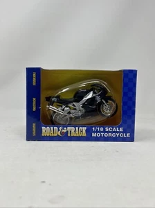 Road&Track Die Cast Motorcycle 1:18 Scale Yamaha YZF R1 - Picture 1 of 6