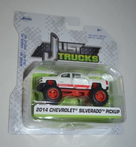 JADA 2023 JUST TRUCKS - 2014 CHEVROLET SILVERADO PICKUP WHITE WAVE 40 - Picture 1 of 4