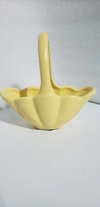 Haeger Vintage Yellow Basket Planter 1998 - Picture 1 of 3