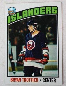 Bryan Trottier Rookie Card 1976-77 Topps New York Islanders Centre Card Ungraded