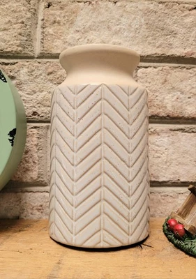 NWOT 7.5" Tall White & Tan Ceramic Vase - Image 1 of 4