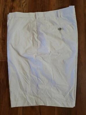 PGA TOUR PANTALONES CORTOS DE GOLF PARA HOMBRE FRENTE PLANO BLANCO CON RAYAS GRISES TALLA 44 ENVÍO GRATUITO Foto 1 de 4