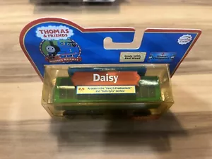 Thomas & Friends Daisy Wooden Train Cars 2006 LC + Card - BRAND NEW - Picture 1 of 3