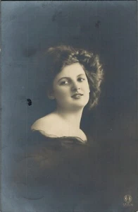 Victorian Style Art Nouveau Classy Lady Posing RPPC B54 - Picture 1 of 2