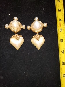 Atemberaubende lustige Rena Lange Herz Vintage Perlen Ohrclips Gold - Bild 1 von 5