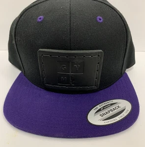 SNAPBACK BASEBALL CAP THE AUTHENTIC YUPOONG THE CLASSICS BLACK/PURPLE NEW - Picture 1 of 8
