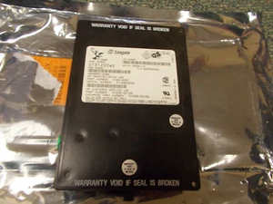 HP A1658-62109 1gb Fastwide Diff Disk Drive ST31200WD 9164-0397 - Picture 1 of 2
