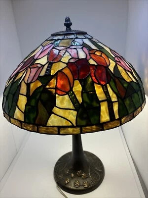 Dale Tiffany Tulip Tischlampe sehr schön und einzigartig. - Bild 1 von 4