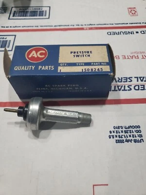 GM NOS 1955 CORVETTE & CHEVROLET OIL PRESSURE SWITCH 1998082 1508245  OEM GM - Image 1 of 4