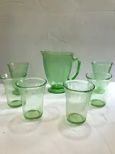 Juego de 7 piezas de jarra y gafas de vidrio florentino verde vintage - Imagen 1 de 7