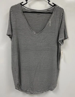 New With Tags Mudd Womens Sz XL Top V Neck Stripe Black White S/S Rayon Spandex - Image 1 of 4
