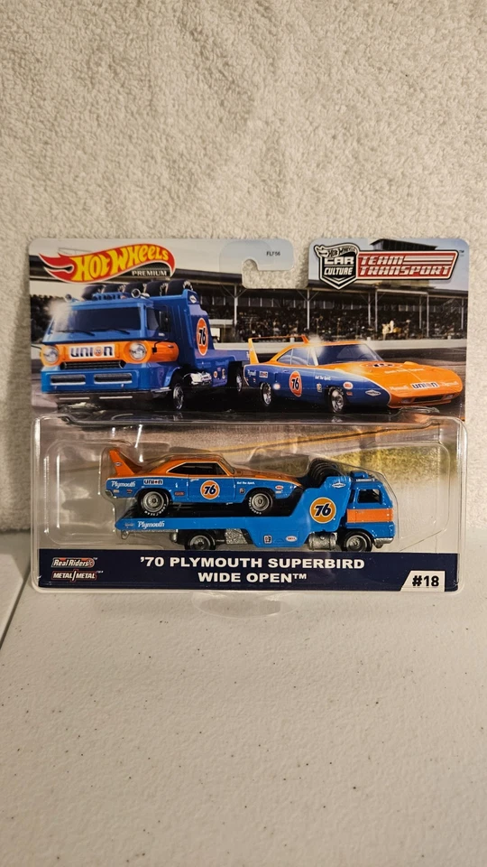 HOT WHEELS TEAM TRANSPORT #18  '70 PLYMOUTH SUPERBIRD   WIDE OPEN - Image 1 of 1