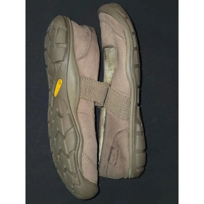 Zapatos cómodos sin cordones Mary Jane de gamuza marrón Keen para mujer talla 8,5 Foto 1 de 4