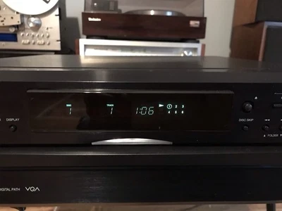 ONKYO DX-C390 6 Disc CD Changer With Remote In Mint Condition - Image 1 of 4