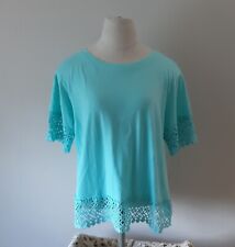 Stylus green pullover t-shirt short sleeved L preowned lace hem