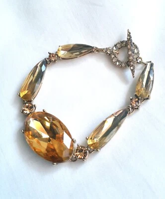 Pulsera vintage Monet Champagne pedrería chapada en oro Foto 1 de 4