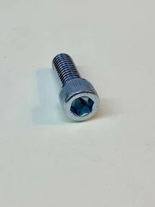 (100) 3/8-16 X 1 Socket Head Cap Screw Zinc Plated Allen Grade 8 Alloy 3/8x1 - Picture 1 of 4