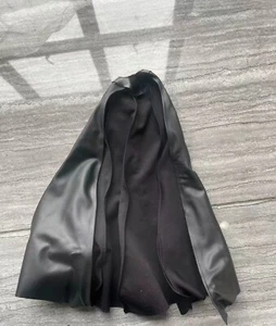 1/6 Batcape Figure Hot Toys HT MMS712 The Flash Batman Modern Suit Collectible - Picture 1 of 2