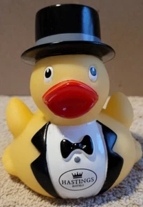 Hastings Hotels Rubber Duck in Zylinderhut (neu) - Bild 1 von 2