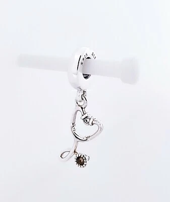 100% Auténtico PANDORA 925 Estetoscopio Corazón Cuelga Dije Colgante 799072C01 Foto 1 de 4