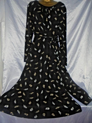 DOT PERKINS   DRESS SIZE 18  AUTUMN SOFT  STRETCH LEAF PRINT - Image 1 of 3