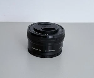 Sony 16-50mm E f/3.5-5.6 PZ OSS - SELP1650 - schwarz - Objektiv - Picture 1 of 3