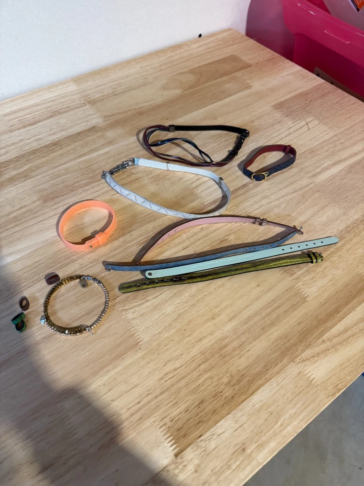 Bandas y pulseras colectivas KEEP Foto 1 de 1