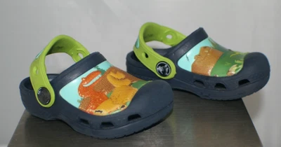 Zapatos Zueco Crocs The Good Dinosaur Verde Marino Talla 4/5 Niño Pequeño Bebé Correa Disney Foto 1 de 4