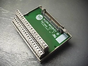 1492-1FM40F BREAK OUT BOARD *QUANTITY! - Picture 1 of 1