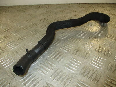 Volkswagen Caddy 2.0 TDi DTR 2023. Tubo/manguera de refrigerante de agua 3Q0121056C 4K Foto 1 de 4