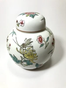 Asiatisches Porzellan Ingwerglas Vase Famille Rose Heuschrecke und Lotus 5"" markiert - Bild 1 von 7