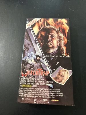 Witchtrap VHS VCR Video Tape Used Movie Linnea Quigley Horror Magnum Foto 1 de 3