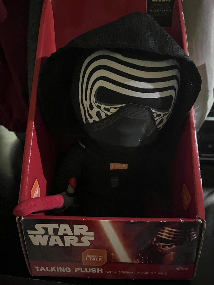 NUEVO Peluche Disney Star Wars Kylo Ren Talking 9" Funcionando Foto 1 de 1
