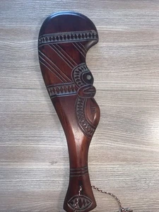 Kauri Terewa Kerekere New Zealand Club 15 in Holz handgeschnitzt Abalone Intarsien - Bild 1 von 4
