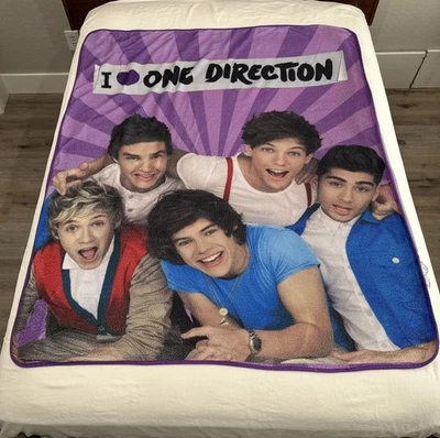 One Direction Fleece Throw Blanket 1D by Global Pink Purple Liam Payne Rare - Image 1 of 4