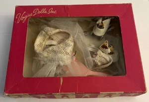 Vtg Doll Lot Jeanstyles By SB Doll Garter Belt Bra, Vogue Box, Hangers, Skates - Picture 1 of 13