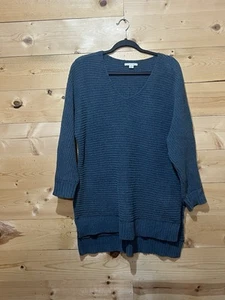 American Eagle Chenille Knit Sweater Size Medium M Green High Low V-neck - Picture 1 of 9