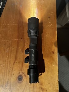 SUREFIRE製 旧型のM962 カスタムLED バルブ付き 新しい購入体験 www