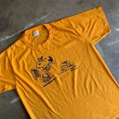 70s VINTAGE SNOOPY THE DOG T-SHIRT MEN SZ M THE PEANUTS GANG CHARLIE BROWN 80s - Image 1 of 4
