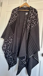 Ming Wang Mixed Print Cozy Knit Wrap Black Gray ONE SIZE - Picture 1 of 4